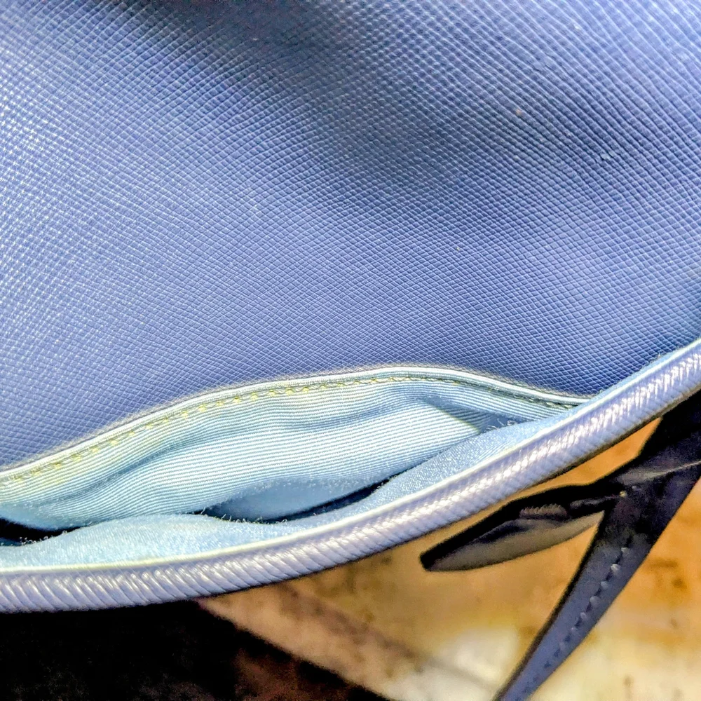 Coach Dark Blue Peyton Leather Shoulder Bag with Gold Hardware - Picture 7 of 9